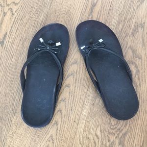 Black Vionic Sandals with Patent Leather Bows